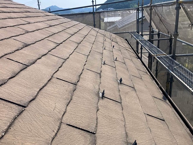 スレート屋根の雪止め金物